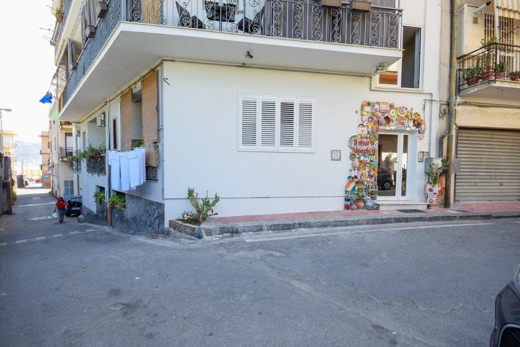 Il Muro Vecchio Studios Giardini Naxos Eksteriør billede